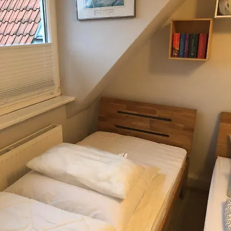 Проживание в семье Lutte Kammer 1 *